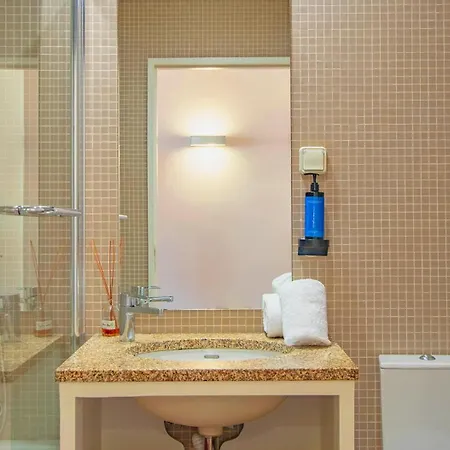 Apartment Flores 36 By Yoursporto