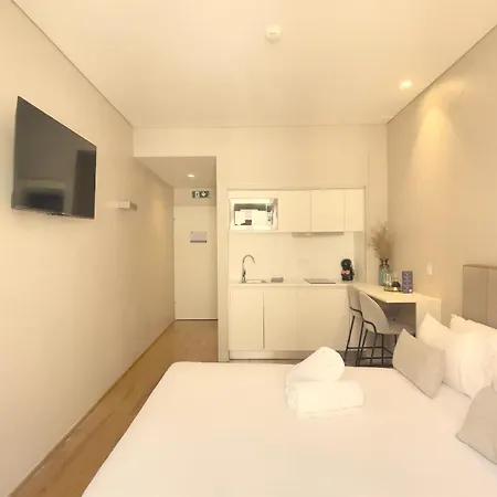 Flores 36 By Yoursporto شقة بورتو