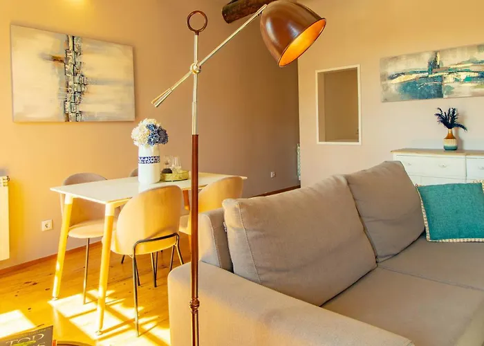 Flores 36 By Yoursporto Appartement Porto