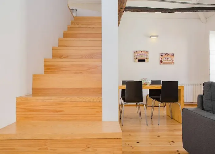 Flores 36 By Yoursporto * Oporto